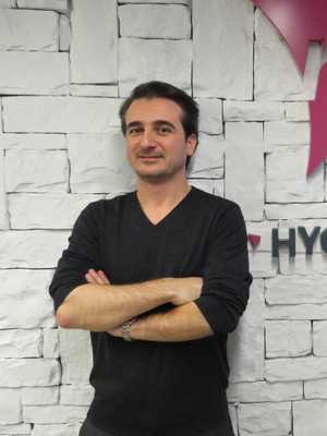 Tarık BAYAR